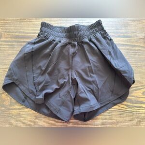 Lululemon Women shorts